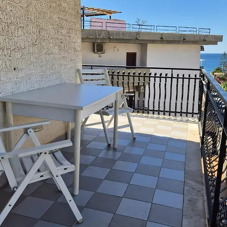 Apartament Naxos - Sea View And 100m -